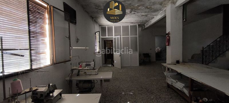 Foto 2b3d792c-811b-4408-b4b5-3039e07e9654. Casa amb aparcament a Rus