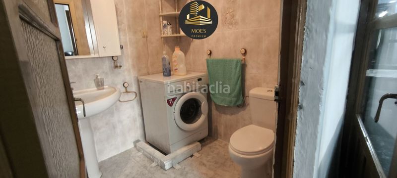 Foto 89ac60b5-2123-45e9-b3d1-b86a9bc57e3f. Casa amb aparcament a Rus