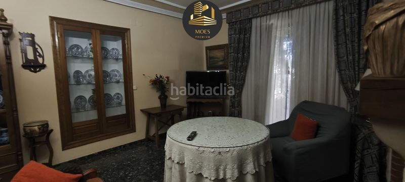 Foto a6c8c85f-97bd-4d17-a66e-df47ff0ad6fc. Casa amb aparcament a Rus