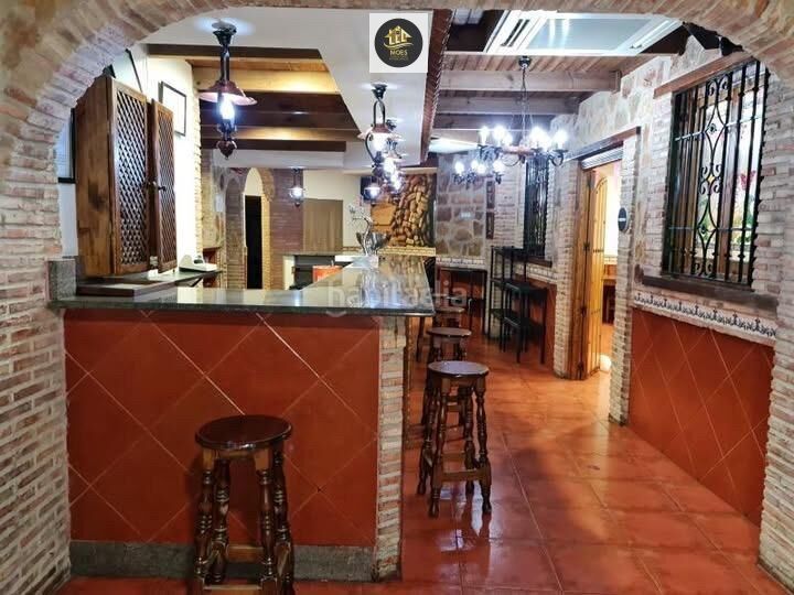 Foto 3e6c66a0-7f02-440e-9bb9-0be44b2420d1. Local comercial a Villares (Los)