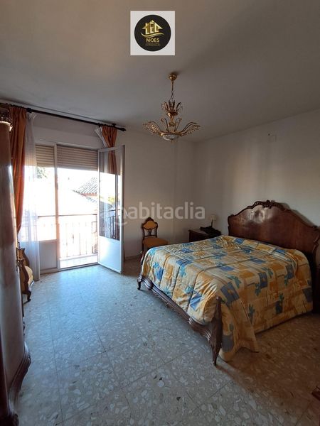 Foto d28242b3-f1fe-44ff-b54b-ef04d6ed1a49. Casa amb aparcament a Centro ciudad Linares