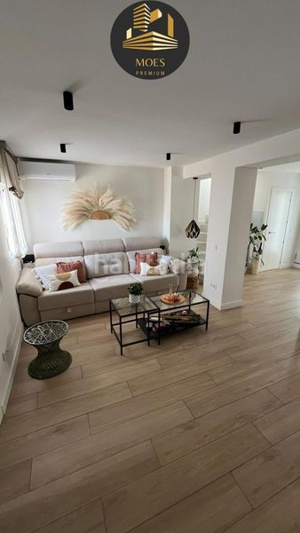 Foto 00c05ce7-2800-4823-a857-7c450289e471. Casa amb calefacció a Villares (Los)