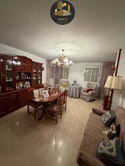 Flat in Torredelcampo. Piso en venta en torre del campo, 3 dormitorios.