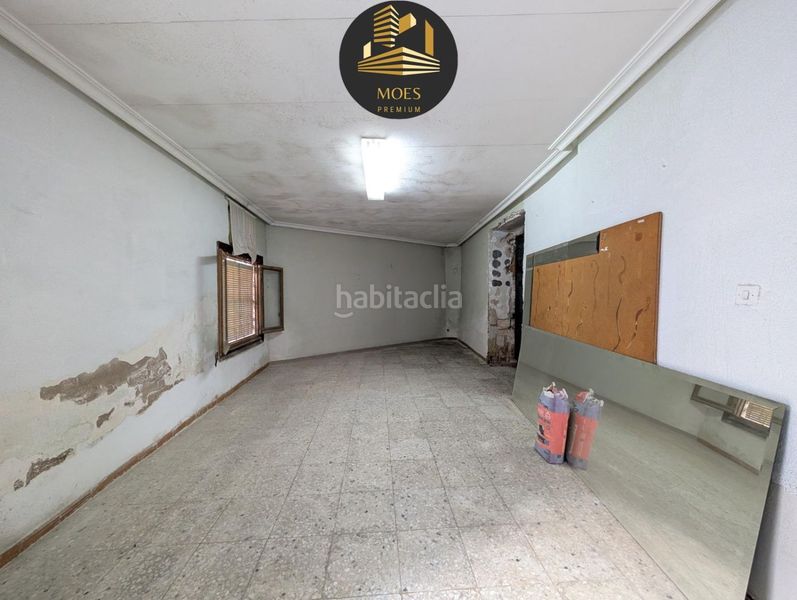 Foto 22dd77ac-abc2-4b28-91f9-283d2b365121. Casa amb calefacció a Centro ciudad Linares