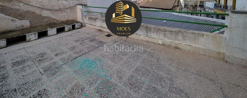 Foto b6a4e709-dc1b-4c74-982c-06096131f9f1. Casa amb calefacció a Centro ciudad Linares