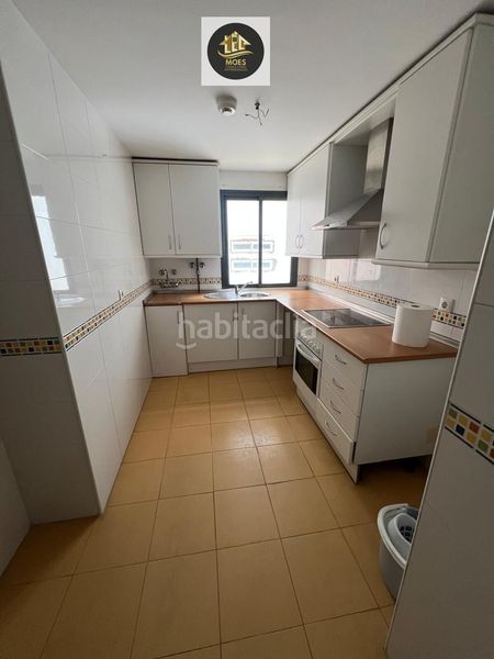 Foto ec048829-8c5d-46fd-baca-310d77fb3da2. Pis a Zona Hospital Linares