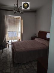 Appartement à Villatorres. Piso en venta en centro, 4 dormitorios.