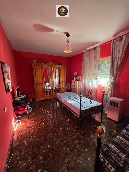 Foto e2cd2f9f-b80e-49ce-b83f-47f2b07fb02b. Casa a Ctra. Circunvalación - La Magdalena Jaén