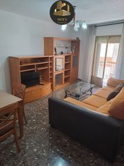 Miete Etagenwohnung in Belén - San Roque. Piso en alquiler en la luna, 3 dormitorios.