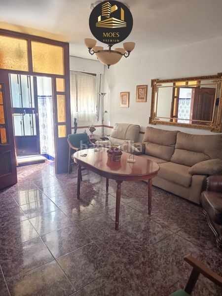 Foto 720e4c2a-b56b-4c72-9964-671ac23273ef. Casa amb calefacció a Mengíbar