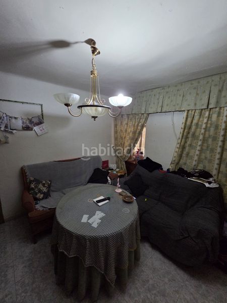 Foto 7215f7eb-87cb-48e9-a339-60eb376e3c3a. Casa a Ctra. Circunvalación - La Magdalena Jaén