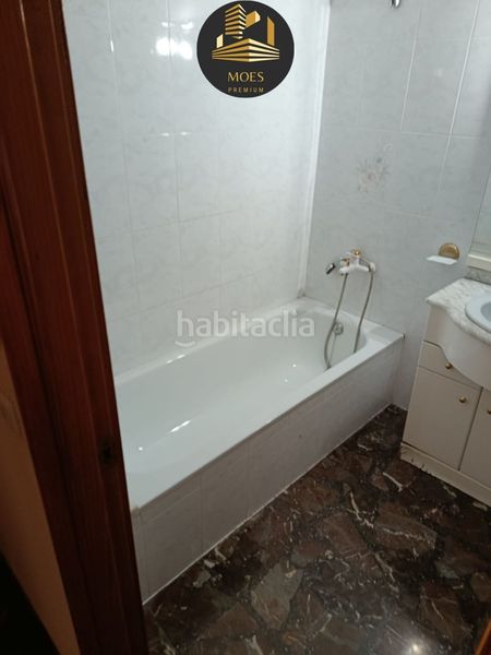 Foto b4bbe535-3e70-4ff5-82d2-5e485323087f. Casa amb calefacció aparcament a Andújar