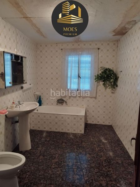 Foto c90f8f96-8984-4086-a78f-e96b7e386ef9. Casa a Villares (Los)