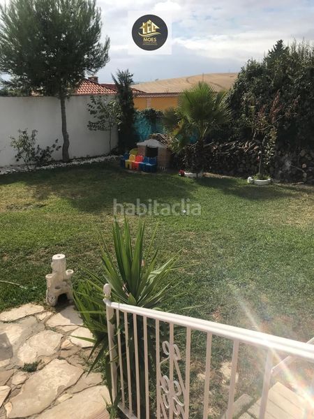 Foto 2263568e-8a73-4a2e-8010-51a4fdf51564. Xalet amb piscina a San Gonzalo Linares