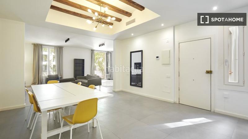 Foto 1f9d0801-a2b9-4606-9998-cb7fa4a8bfc5. Alquiler piso apartamento de 3 dormitorios en alquiler en el barri gotic, en Barcelona