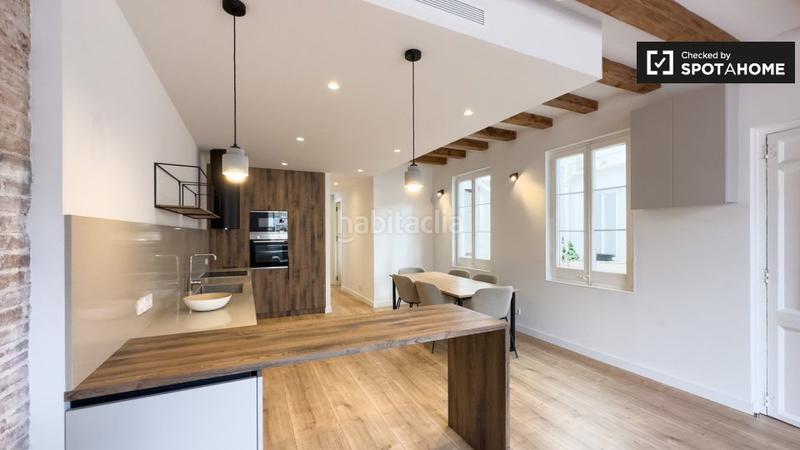 Foto 99557e7c-29bb-4aa2-b0bd-eaf35cee6950. Alquiler piso apartamento de 2 dormitorios en alquiler en Barcelona