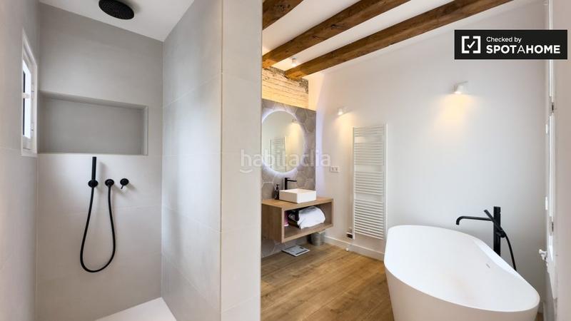 Foto aa48d7c3-88d9-4421-af8d-b443dd4379f1. Alquiler piso apartamento de 2 dormitorios en alquiler en Barcelona