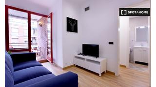Lloguer Pis a El Camp de l´Arpa del Clot. Apartamento de 3 dormitorios en alquiler en el clot, barcelona.