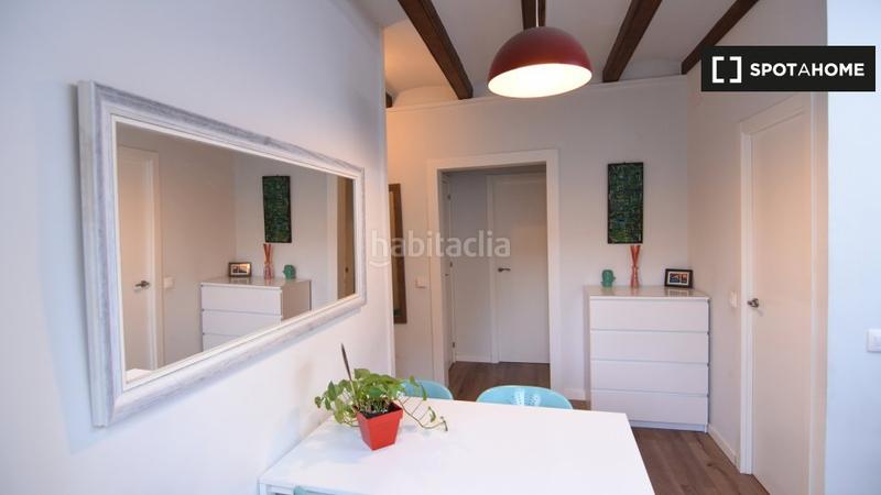 Foto 622c8001-6319-4689-bc03-624c28072e0e. Alquiler piso soleado apartamento de 2 dormitorios en alquiler Sant Antoni, en Barcelona