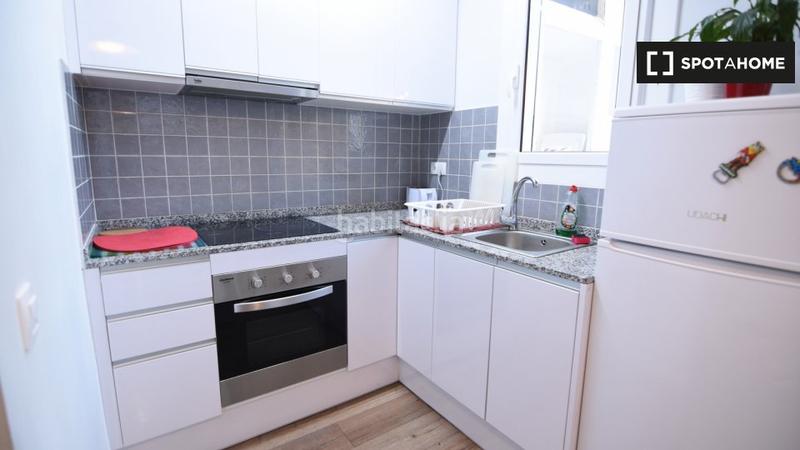 Foto bb221076-0612-445b-994d-3597b0098ae4. Alquiler piso soleado apartamento de 2 dormitorios en alquiler Sant Antoni, en Barcelona