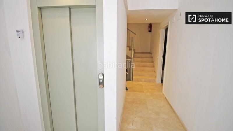 Foto b366085b-5e5a-4a12-8949-2f46cda0af1f. Alquiler piso elegante apartamento de 1 dormitorio en alquiler en gracia, en Barcelona