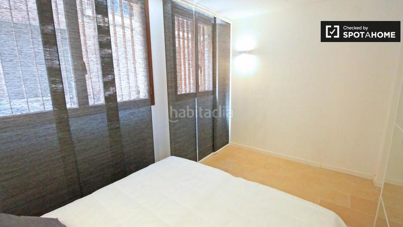 Foto fb15f11f-5157-428d-b6bd-2eba63291713. Alquiler piso elegante apartamento de 1 dormitorio en alquiler en gracia, en Barcelona