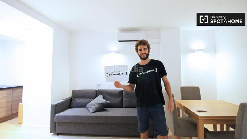Foto 5c3b1e37-c296-4bb9-ae52-401f67b00354. Location appartement avec chauffage dans La Salut Barcelona