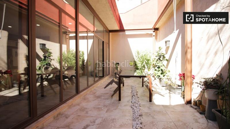 Foto 58fb7fe9-dbc3-44a6-8783-05e854de4673. Alquiler piso elegante estudio en alquiler , barcelona. en Badalona