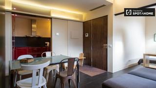 Lloguer Pis a St. Pere - Sta. Caterina - El Born. Apartamento de 2 dormitorios en alquiler en el born, barcelona
