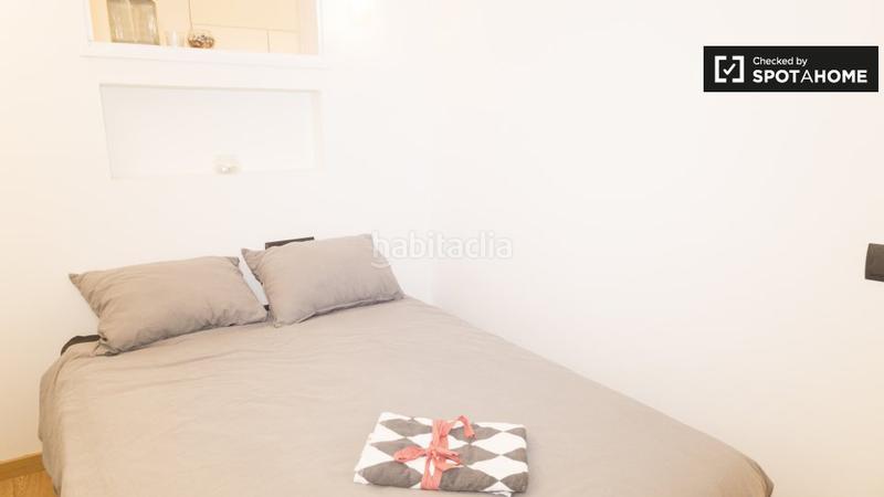 Foto ba8ecf2b-a28f-4d4e-bcb3-193eb94a2097. Miete etagenwohnung mit heizung in Sants Barcelona