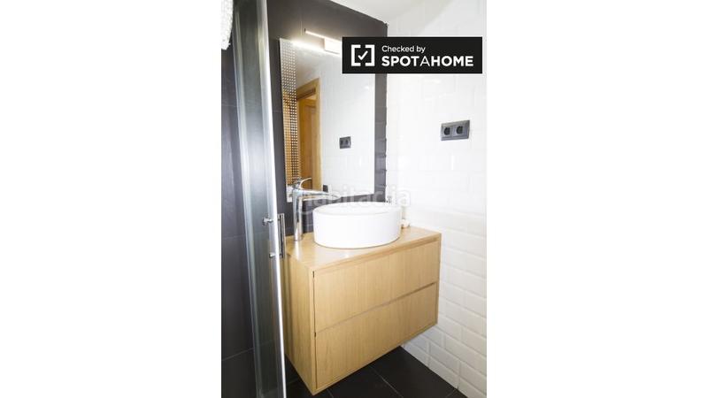 Foto 39b777a4-c5f3-4e42-aa4d-e1f1736e14ff. Rent flat with heating in Sants Barcelona