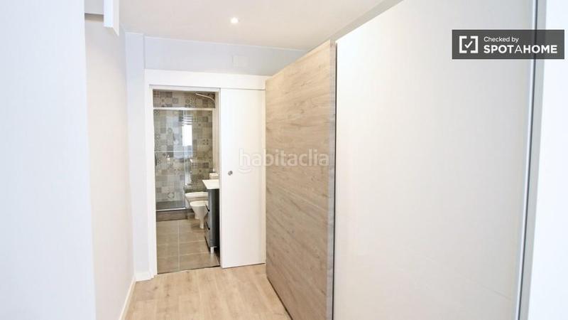 Foto b6ddf3b5-0677-4896-aab8-7a51b21b2049. Rent flat with heating in Poblenou Barcelona