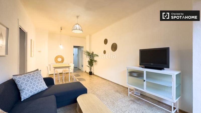 Foto 965bac15-f947-42ff-aef0-eac145b84de4. Alquiler piso  de 3 habitaciones en alquiler en El Clot, . en Barcelona