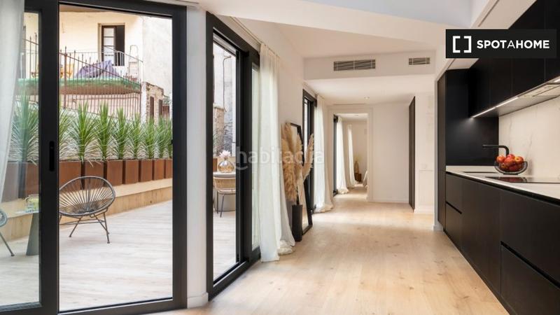 Foto a60e6eb1-c2f2-445c-86c0-5dd3d8c56287. Alquiler piso  en alquiler de 1 dormitorio en el Gòtic, . en Barcelona