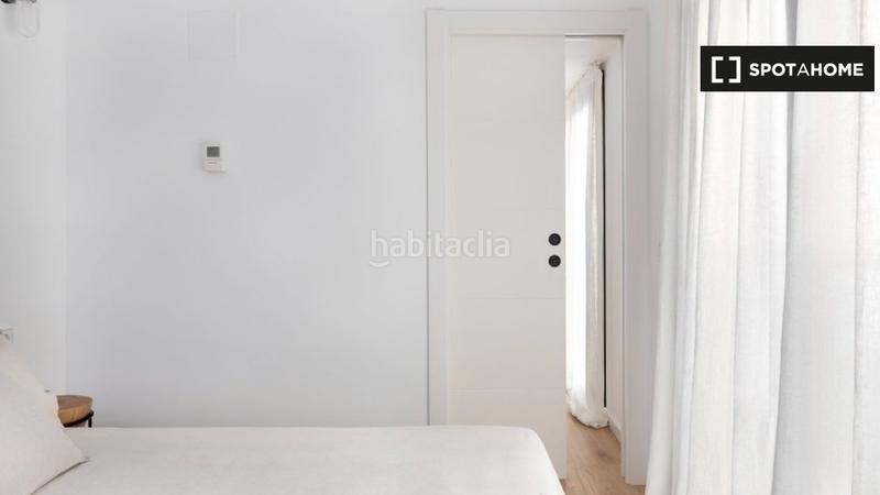 Foto 02664c77-b031-4d31-b603-eba7f5bac4f4. Lloguer pis amb calefacció a Gòtic Barcelona