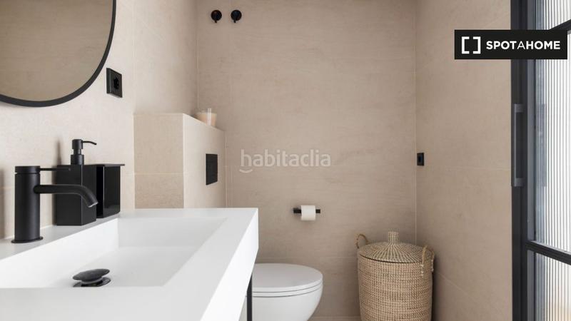 Foto 8cf0e82d-27c0-4a6a-982b-5371f36a14d4. Rent flat with heating in Gòtic Barcelona