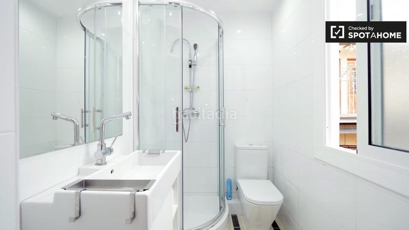 Foto 72311ce4-79e3-49f1-84ed-acacb5e6a660. Rent flat with heating in Poblenou Barcelona