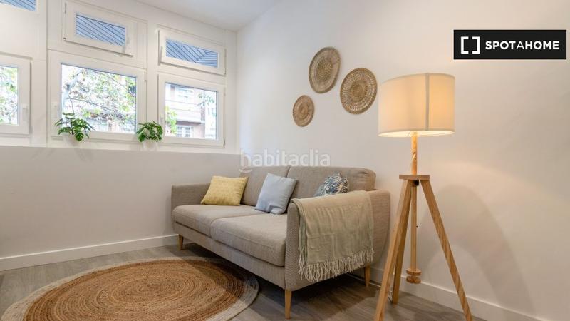 Foto 995d7a3a-f438-4406-86dd-748e3cde5f06. Alquiler piso  en alquiler de 1 habitación en lantiga esquerra, en Barcelona