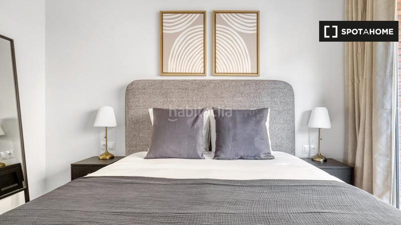 Foto c4ef18fe-180e-4408-a5e2-2f39ce10558b. Alquiler piso apartamento de 3 dormitorios en alquiler en Barcelona