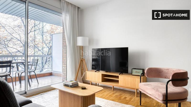 Foto ebc57fa2-0691-4002-827e-6029386e6d76. Alquiler piso apartamento de 3 dormitorios en alquiler en Barcelona