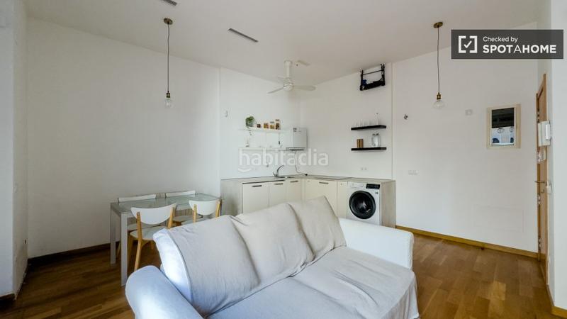 Foto a1cd990c-30d4-4c75-a6b1-a93f1a70144f. Alquiler piso estudio en alquiler , barcelona en Progrés - Pep Ventura Badalona
