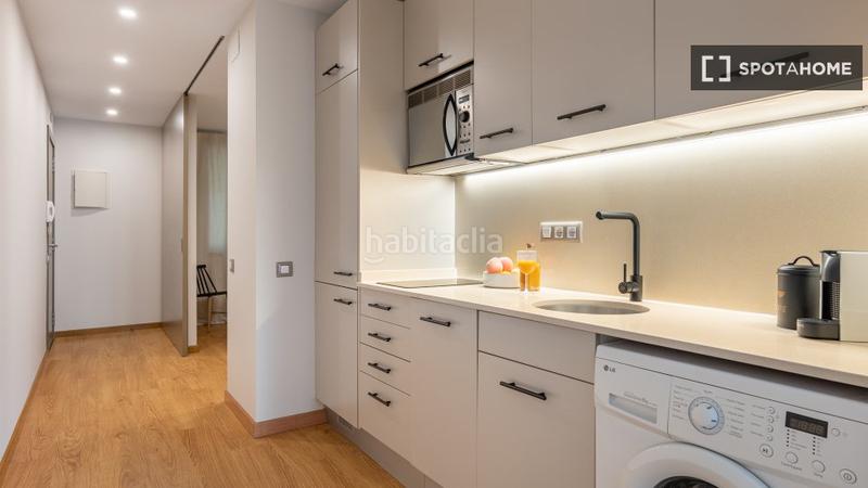 Foto 5ad1775a-a8a8-4486-8815-af3227cc7328. Alquiler piso estudio en alquiler en la sagrada familia, . en Barcelona