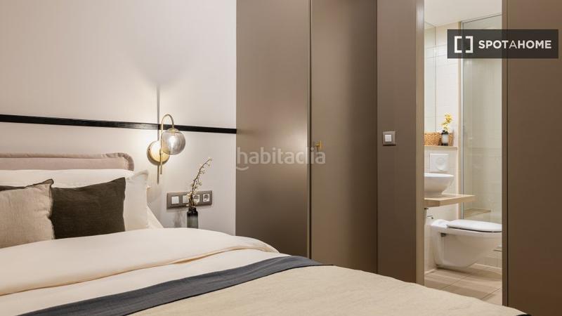 Foto 6fc327d3-6b2f-41ff-ab78-f3c0a9b570cf. Alquiler piso estudio en alquiler en la sagrada familia, . en Barcelona