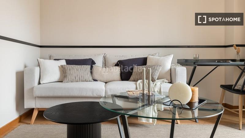 Foto 65e1b63b-f65a-4a9d-80ca-f4d00d80b59a. Location appartement avec chauffage dans Sagrada Família Barcelona