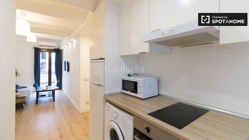 Foto bd5f2c70-91f1-4fbb-a53a-82835dca8f6e. Rent flat with heating in Raval Barcelona