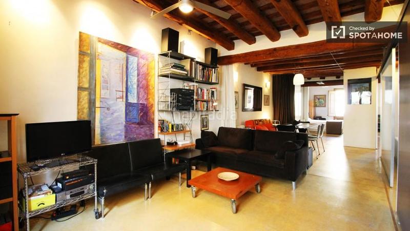Foto 4634558d-83a6-4fb0-8d32-a5374750138a. Rent flat with heating in Raval Barcelona