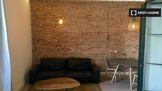 Location Appartement à Raval. Apartamento de 2 dormitorios en alquiler en el raval, barcelona
