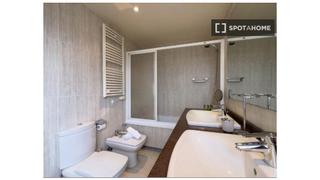 Lloguer Pis a Putget - Farró. Piso en alquiler de 2 habitaciones en el putget i farró.