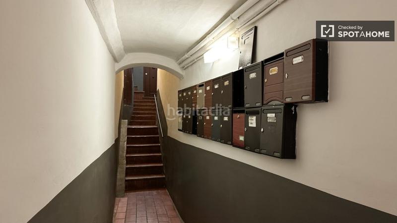 Foto fa73ef34-3d09-4ee3-8dfe-0797fe65acfc. Alquiler piso estudio en alquiler en el Raval, en Barcelona