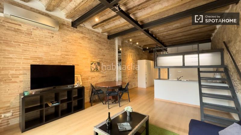 Foto 2fe58286-0da2-4a88-bf89-3ef6e7d7ba5b. Lloguer pis amb calefacció a Raval Barcelona